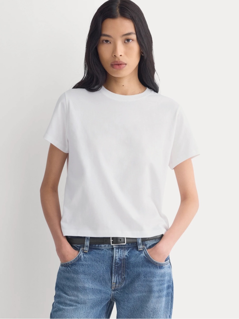 Everlane The Box-Cut Tee in Essential Cotton in white in medium